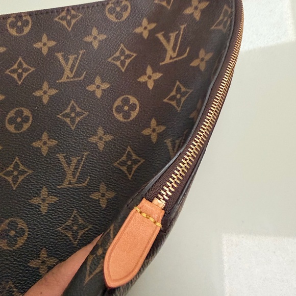 Louis Vuitton Document Brown Pochette - Picture 2 of 6